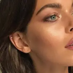 Annabelle minerals podkład rozświetlający – idealny dla każdej cery