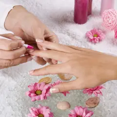 Manicure spa co to jest i dlaczego warto spróbować tego zabiegu