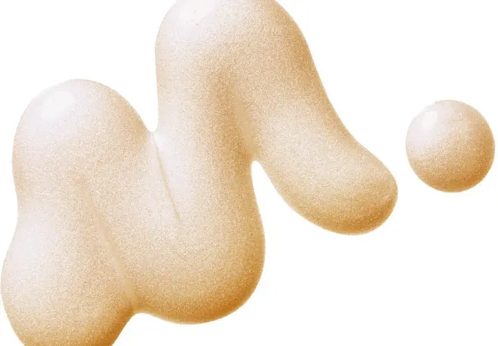 Najlepsza cashmere baza wygładzająco rozświetlająca dla idealnej cery