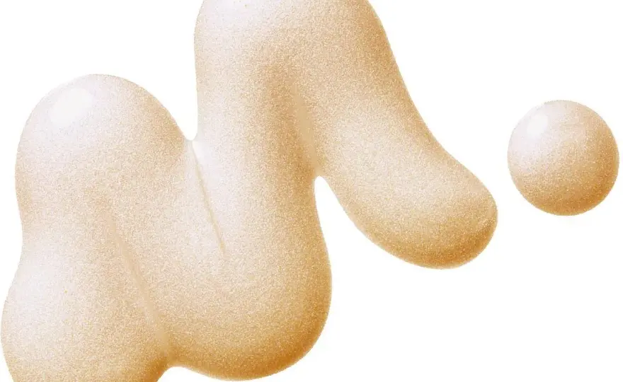 Najlepsza cashmere baza wygładzająco rozświetlająca dla idealnej cery
